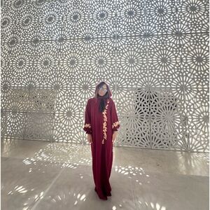 Traditional Abaya Emirate Dress